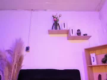 tylla__