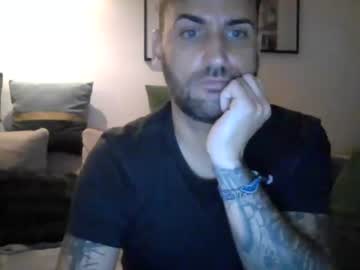 emali_sexy_couple
