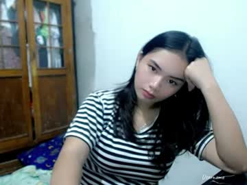 shy_innocent_girl