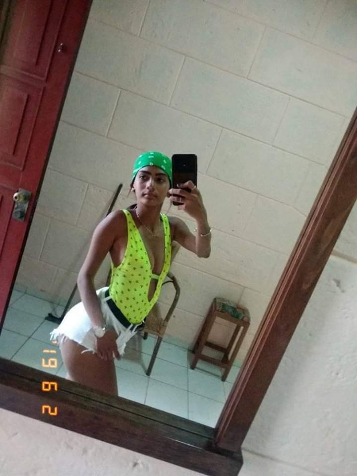 Latin college selfie — 26