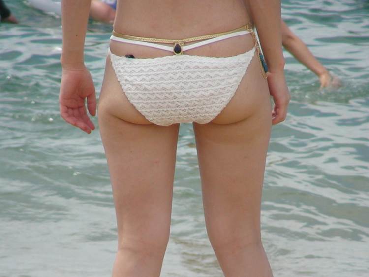 Japanese Bikini Girls — 11